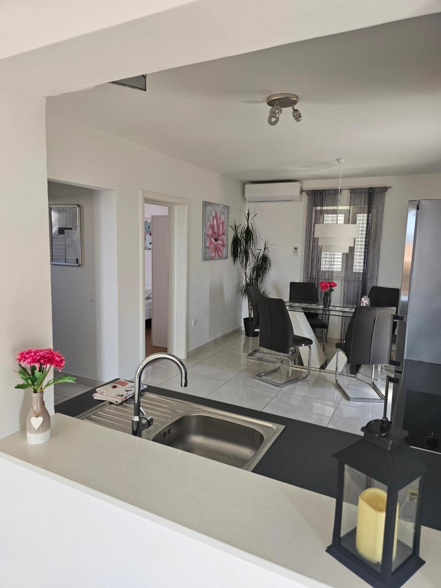 Apartment Koval Orebić